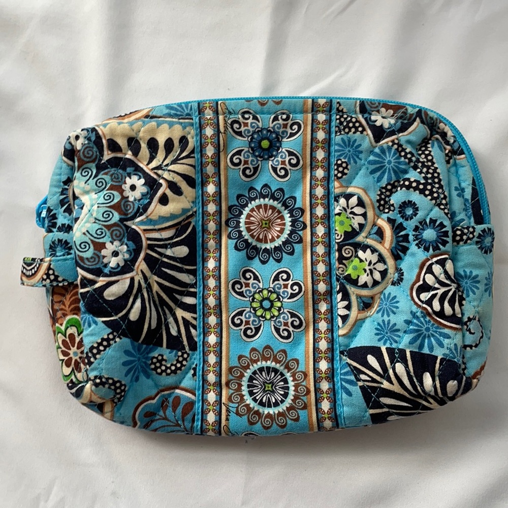 Vera Bradley makeup pouch